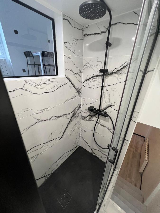 Pere Lachaise Apartment Paris Exterior photo